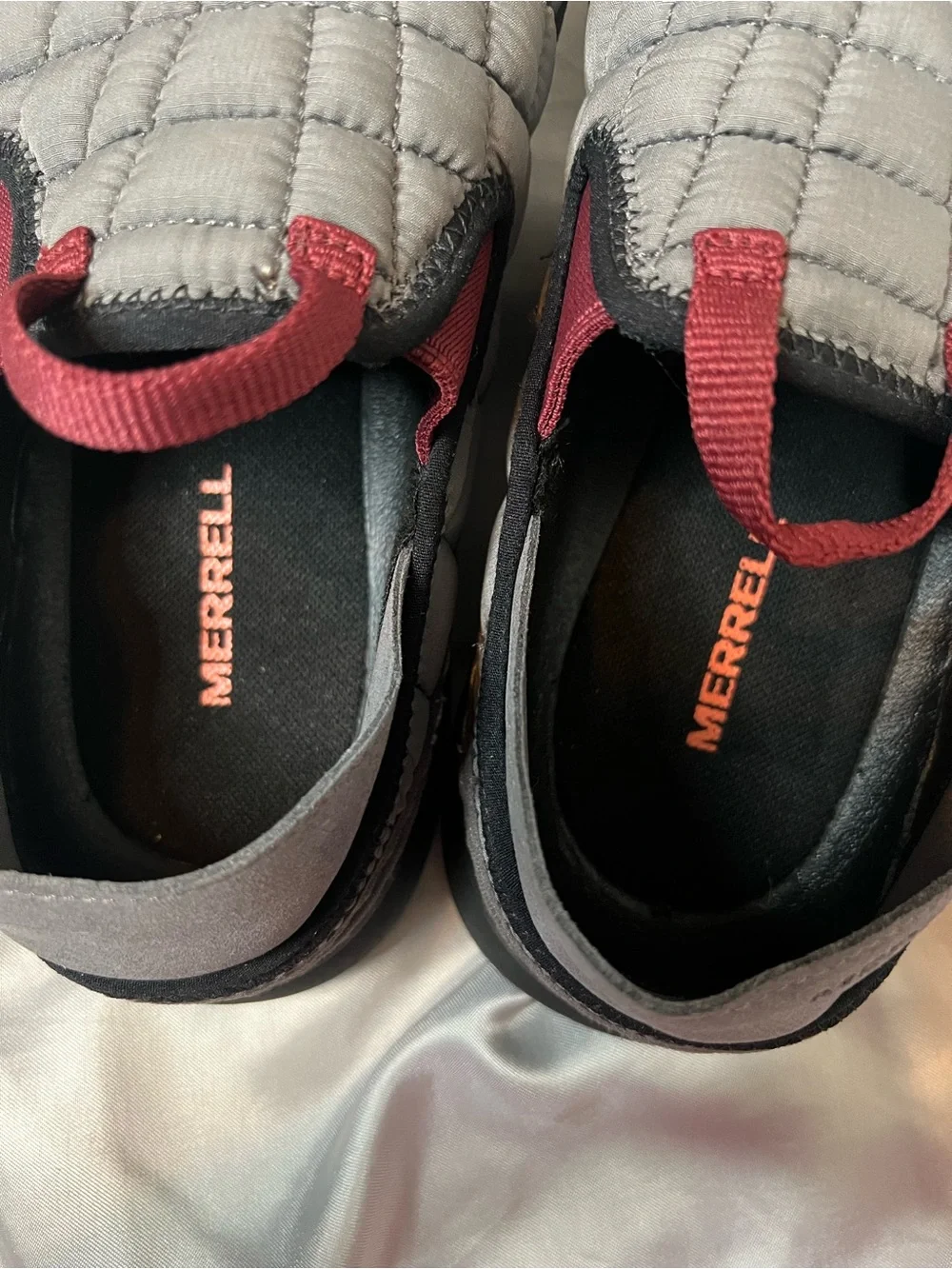 Merrell Men's Hut Moc Quilted Slip-On Shoes - Grey/Red (Size 7)